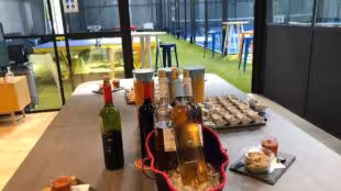 PadelShot Caen Mondeville - Padel et Badminton - Bar Restaurant