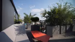Live & Coworking : Location de bureaux ouverts & fermés, Salles de réunion & Espace événementiel