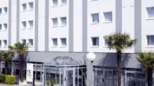 Hôtel Restaurant Campanile Lyon Ouest - Tassin