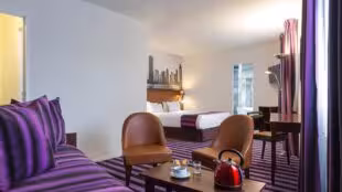 Hôtel La Place – Nanterre La Défense