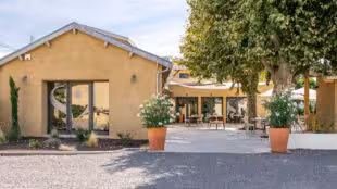 Saison2 - Restaurant et lieu de réunion/séminaire