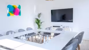 L'APPARTEMENT - Salle de réunion