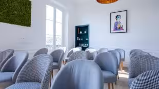 L'APPARTEMENT - Salle de réunion