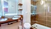 Brit Hotel Confort Pau Lons