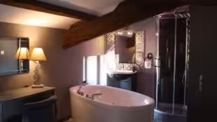 Le Domaine du Serre d'Avène - hébergements et locations de salles