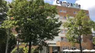 Hotel - Restaurant Campanile Paris Ouest- Nanterre- La Défense