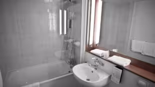 Hotel - Restaurant Campanile Paris Ouest- Nanterre- La Défense