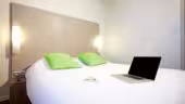 Hotel - Restaurant Campanile Paris Ouest- Nanterre- La Défense