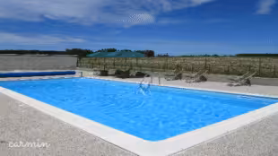 Domaine de la Rimbertière - Gîte de groupe au calme à la campagne familial piscine chauffée LA VIENNE