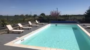Domaine de la Rimbertière - Gîte de groupe au calme à la campagne familial piscine chauffée LA VIENNE