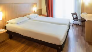 Hôtel ibis Paris Opéra La Fayette
