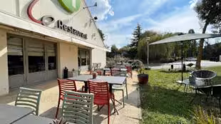 Hôtel - Restaurant Campanile Villejust