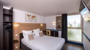 Hôtel Kyriad Colombes