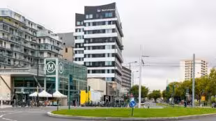 BEST WESTERN M-TREIZE PARIS ASNIERES