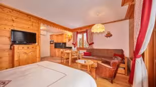 Chalet-Hôtel Neige et Roc, The Originals Relais (Hôtels - Chalets de Tradition)