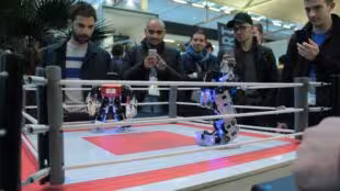 Robot boxeur / footballer