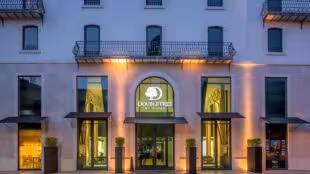 DoubleTree by Hilton Lisbon - Fontana Park