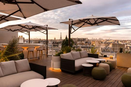 rooftop hotel dame des arts paris