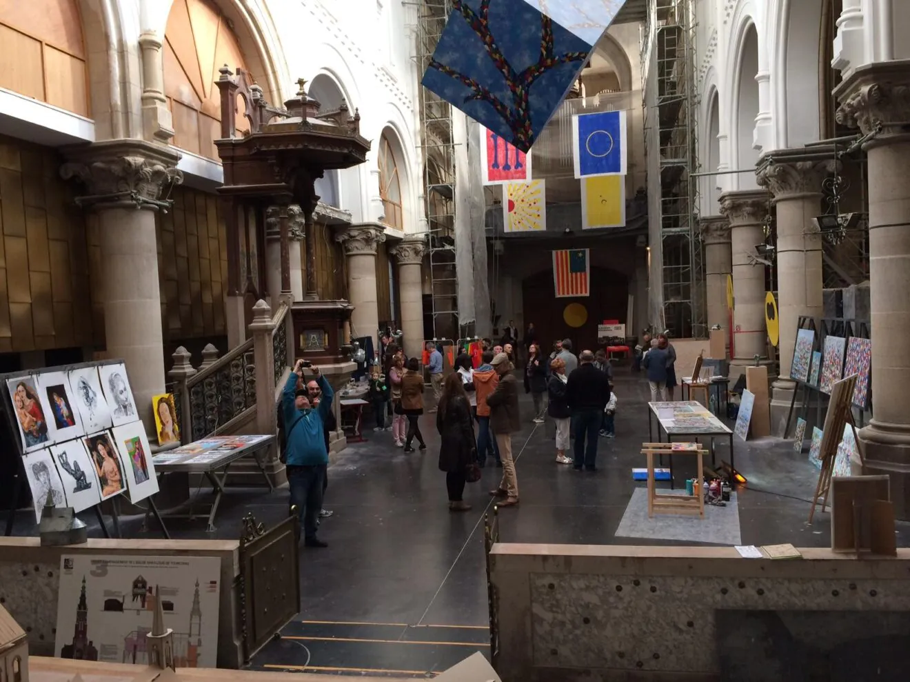 Exposition à l'église "Le Phare"