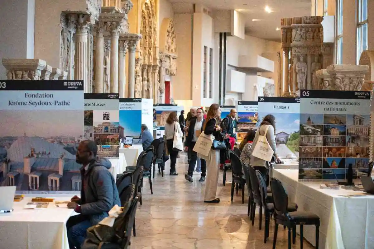 rencontre de professionnels de la privatisation des lieux culturel et patrimoniaux au MUSEVA Meetings