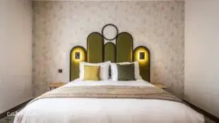 BEST WESTERN LE RELAIS DU VIGNERON BEST WESTERN LE RELAIS DU VIGNERON