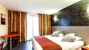 Logis Hôtel Adelphia