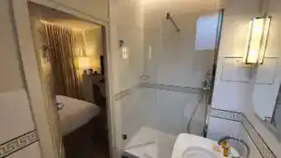 Le Tsuba Hotel