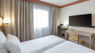 Sure Hotel by Best Western Caen Mémorial