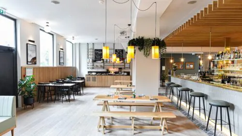 Le PlanB - restaurant & bar convivial (mini-bowling, espace enfant, terrasse vue Mont-Blanc)