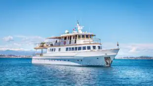 Yacht Clara One