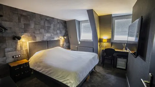 B.Hôtel Cit'Hotel