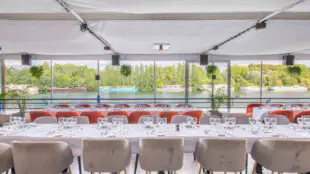 Aquarestaurant