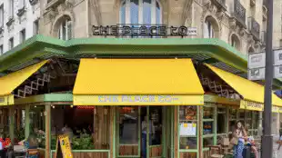 The place to-Gare de l'est - The place to-Gare de l'est