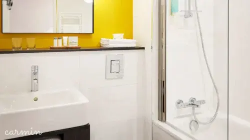 B&B HOTEL Paris 17 Batignolles