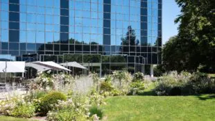 Courtyard by Marriott Paris Charles de Gaulle Airport