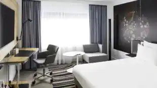 Novotel Amsterdam - https://www.accorhotels.com/0515