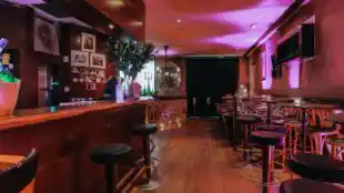 Le Biz - Le Biz