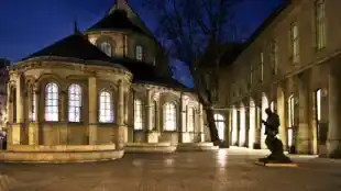 Musée des Arts et Métiers Parvis Musée