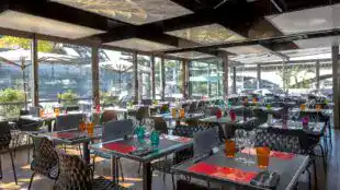 Le Bistro Parisien