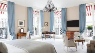 Le Bristol Paris