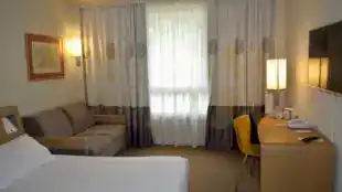 Novotel Aix-en-Provence Beaumanoir Les 3-Sautets