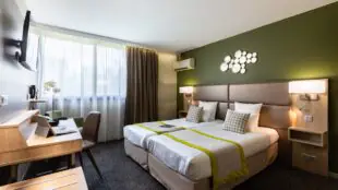 Hôtel Kyriad Prestige Mérignac