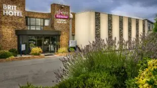 BRIT HOTEL Le Kerodet