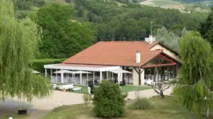 domaine des pierres dorees