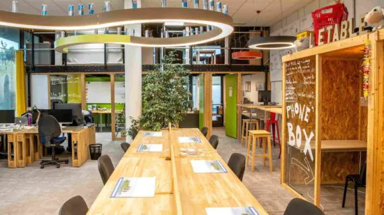 L'Étable-Coworking, Salle de réunion, Domiciliation, Formation & Conseil