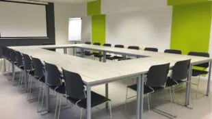 L'Étable-Coworking, Salle de réunion, Domiciliation, Formation & Conseil
