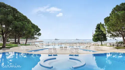 Meridien Beach Plaza
