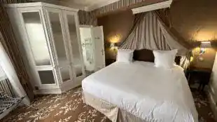 Maison Astor Paris, Curio Collection by Hilton