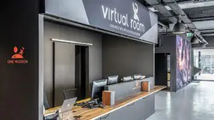 VIRTUAL ROOM