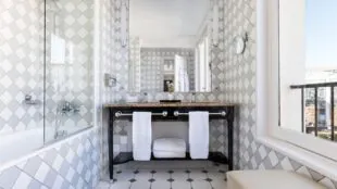 Starhotels Castille Paris
